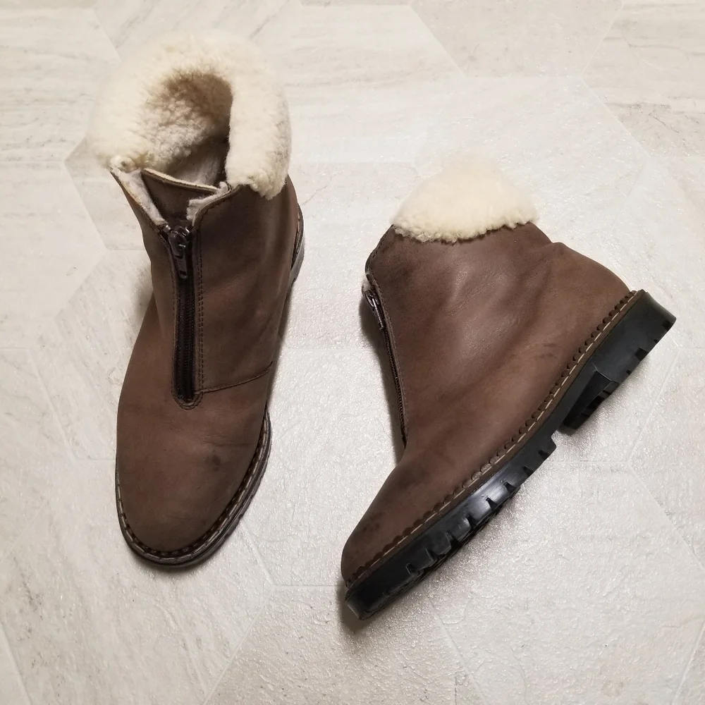 Blondo Waterproof Brown Leather Chunky Heel White Sherpa Cuff Zip Ankle Boots 7‎